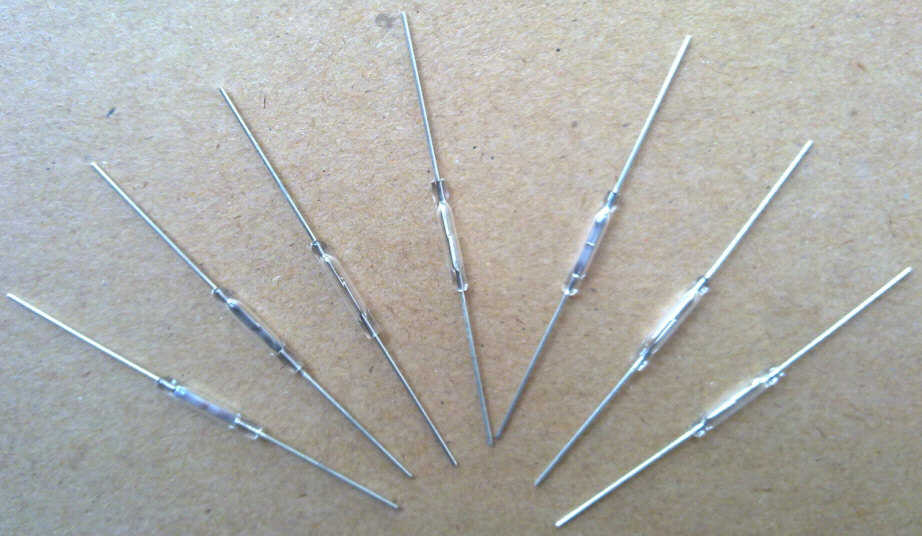 代理英国干簧管TS560(AT值为25-30）